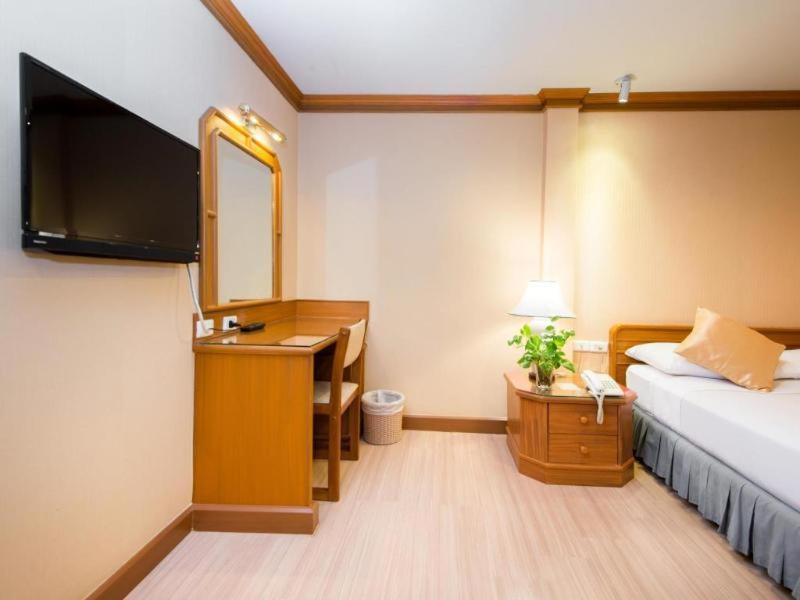Wall Street Inn, Bangkok Phòng bức ảnh